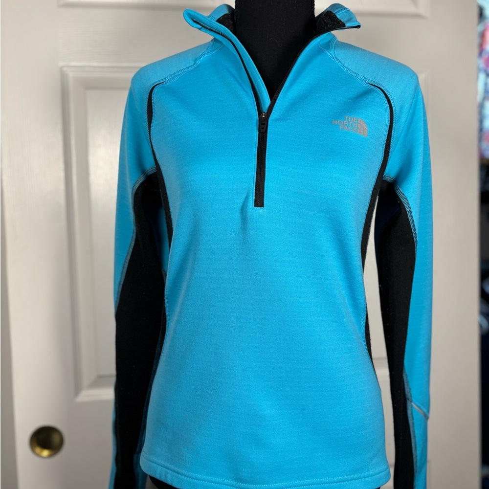 The North Face Women's Aqua and Black 3/4 Zip Athletic Long Sleeve Top